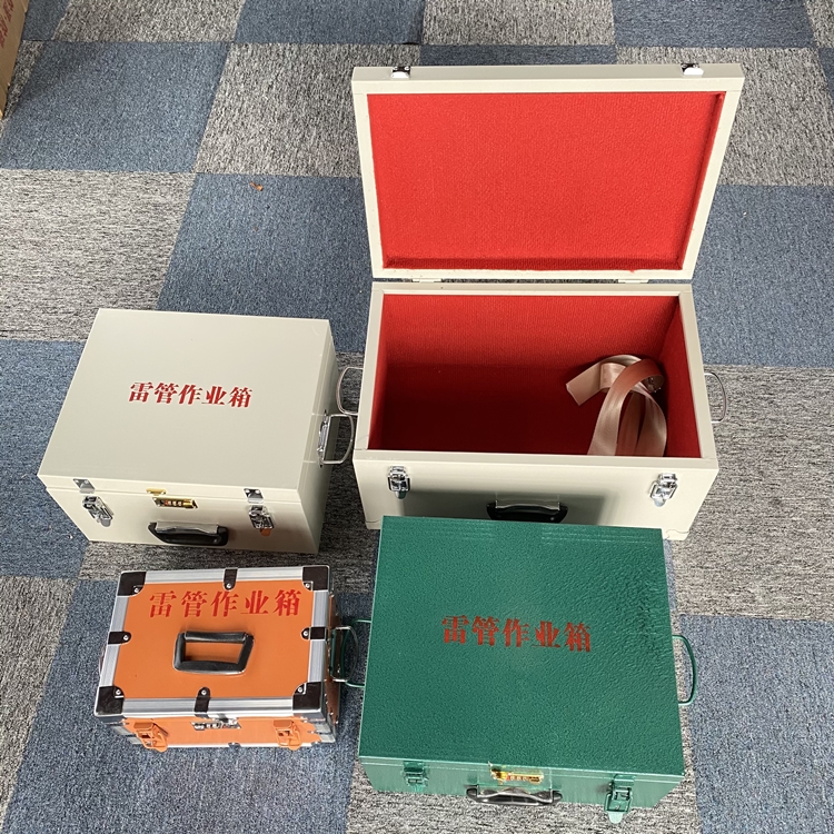 莲池爆破工程作业箱如何选择？玻璃钢与传统材质的全面对比